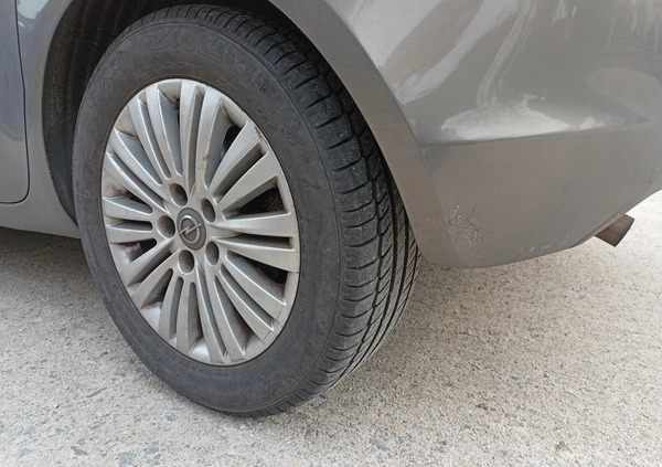 Opel Meriva cena 16900 przebieg: 179840, rok produkcji 2011 z Jelcz-Laskowice małe 466